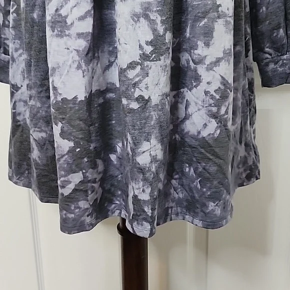 CITY VIBE WOMAN'S HOODED DRESS. - Picture 5 of 11